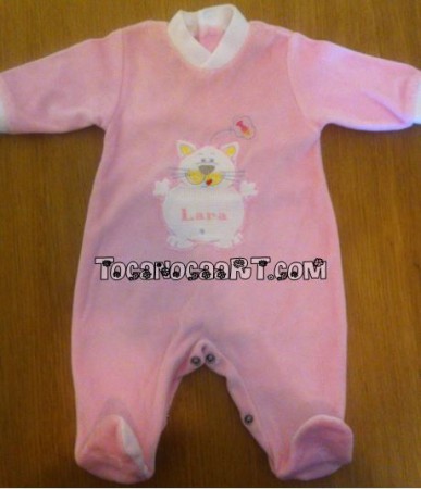 Babygrow bordado com nome, tamanho 1 mês, rosa.
